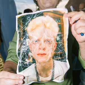 播放拔萝卜的动漫人物在线观看
